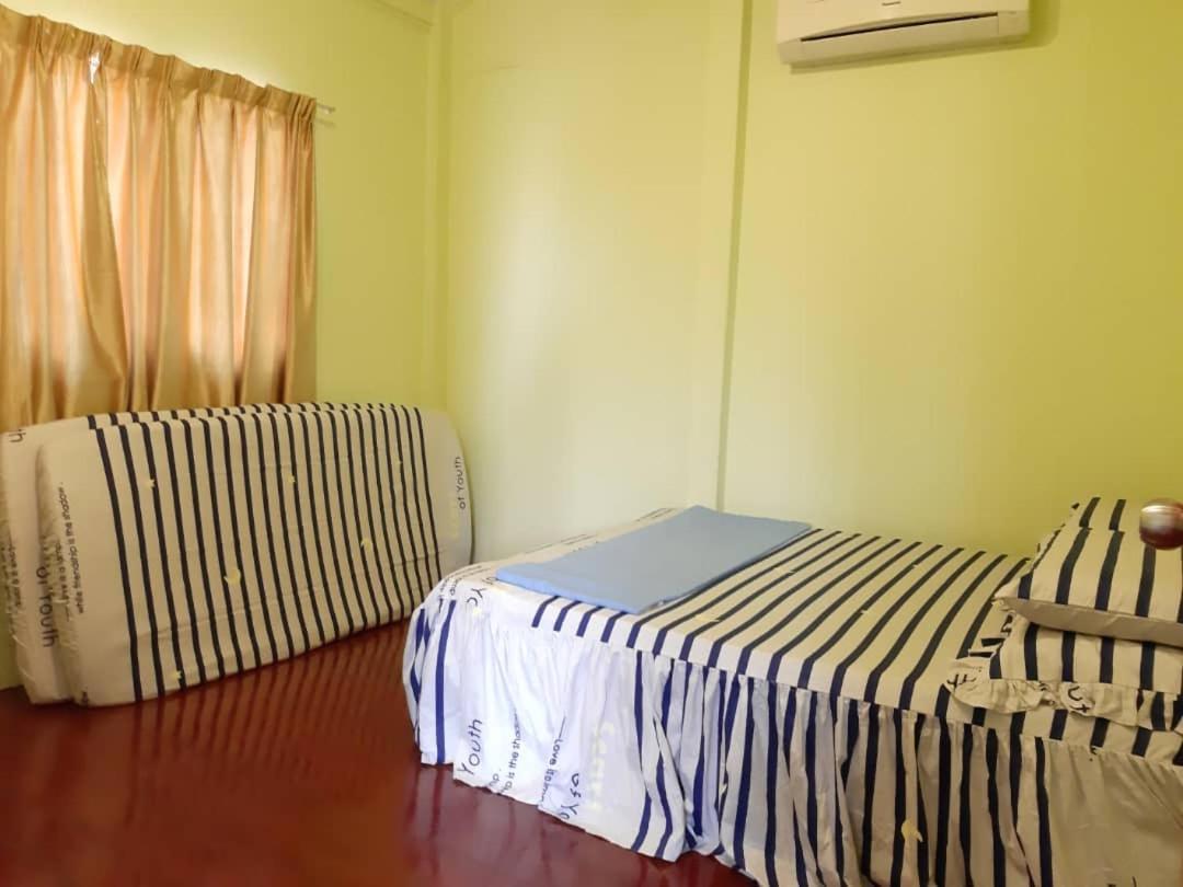 Pangkor Homestay Pekan Pangkor Szoba fotó